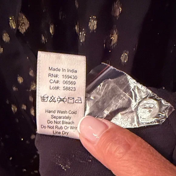 Elan Black Top with Gold Accents - Picture 6 of 7